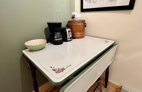 Old Forge Apartment | Charming one bedroom on Main St