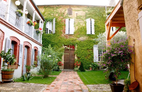 Lasserade Apartment | Charming pavilion, ideal for couples with or without children!