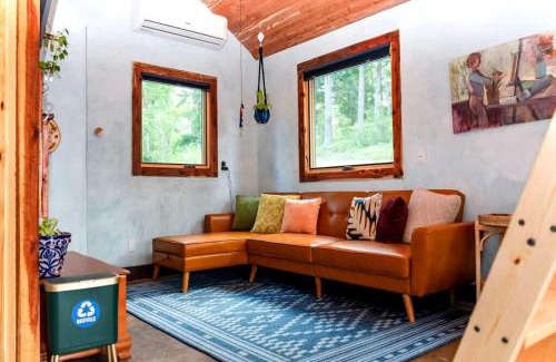 Lupton City House | Charming Pet-Friendly Cabin with Stunning Mountain Views in Chattanooga, Tennessee