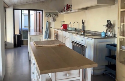 Setubal House | Charming place, beach + countryside. Full privacy. 35m from Lisbon Airport.