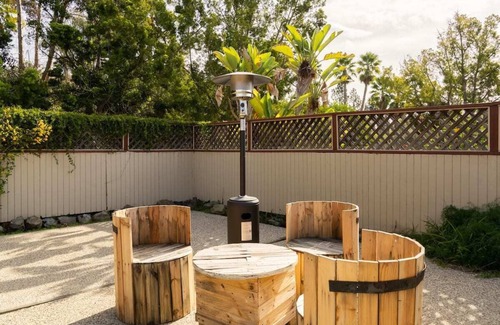 Rancho Santa Fe Apartment | Charming & Private Guesthouse on a Working Horse Rescue Ranch