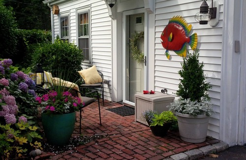 Marblehead House | Charming private townhouse-style lodging, a block from Marblehead Harbor