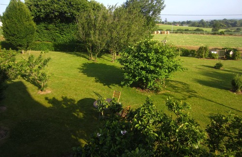 Le Mesnil-Ozenne House | Charming quiet property near Mont St Michel for 2 to 5 people