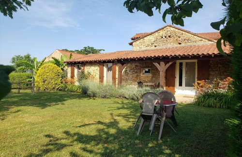 Loubejac House | Charming, quiet house