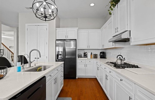 Northeast Raleigh House | Charming Raleigh Retreat: Central, Connected & Close to I-540!