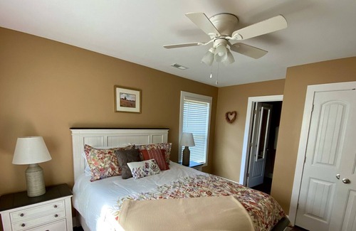 Landrum Cottage | "Charming ~ Refreshing ~ Convenient"