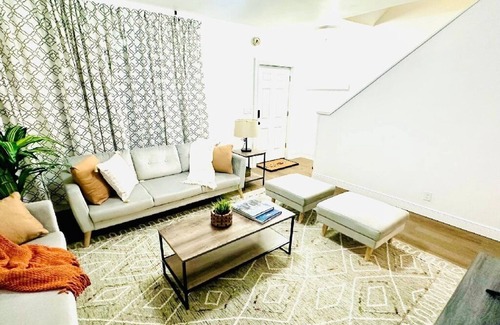 Niagara Falls House | Charming-Relaxing Retreat 10 min to Niagara Falls