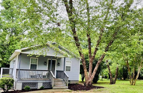Pittsboro House | Charming remodeled Bungalow in Pittsboro