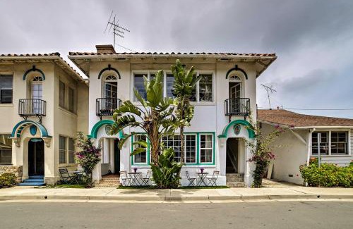 Avalon House | Charming Renovated Avalon Townhome, Walk to Beach!