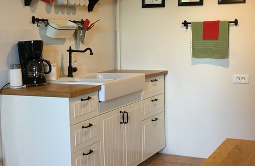 Castillonnes House | Charming Renovated Farmhouse Near Town