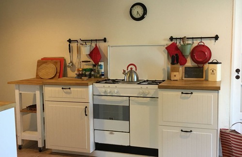 Castillonnes House | Charming Renovated Farmhouse Near Town