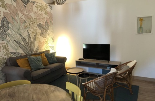 Lezardrieux House | Charming renovated Breton house with enclosed garden close to the sea WIFI