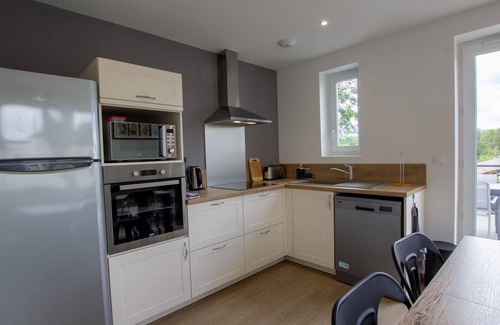 Saint-Mesmin Cottage | Charming Renovated Cottage in the Heart of Périgord with Garden, Terrace, BBQ, and Nature Trails