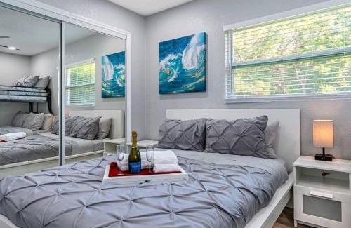 Brandon House | Charming & Renovated Home 20 Minutes from Tampa