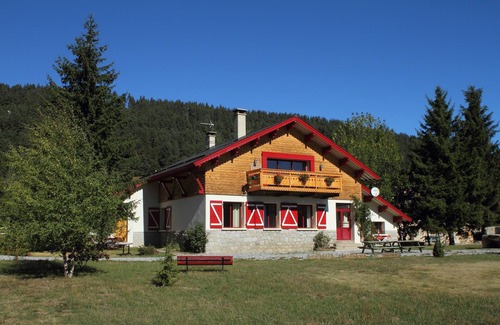 Formigueres Ski Chalet | Charming rental in winter sports resort located at the heart of the Pyrenees