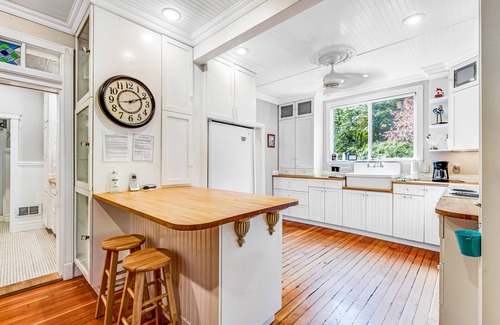 Adelma Beach House | Charming restored dog-friendly farmhouse near Sequim Bay