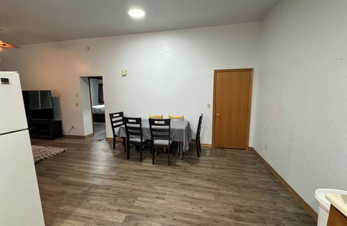 Cordova Apartment | Charming riverfront 2-bedroom apartment with WiFi in Cordova