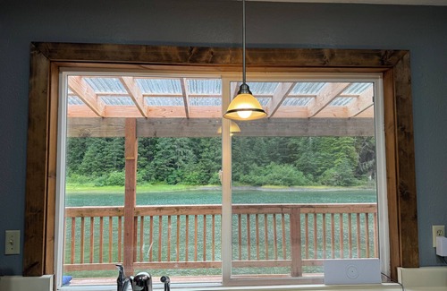 Cordova Apartment | Charming riverfront 2-bedroom apartment with WiFi in Cordova