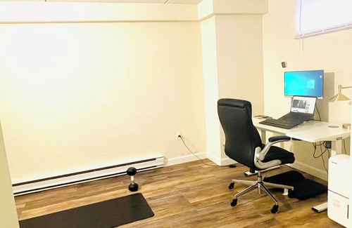 Hyde Square House | Charming room in a 2-bedroom townhome with AC, WiFi in fantastic central Boston