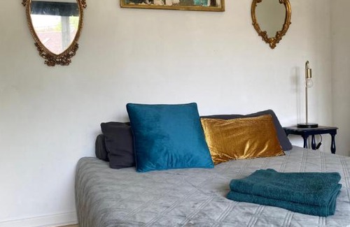 Sint-Martens-Latem Bed & Breakfast | Charming rooms in green area