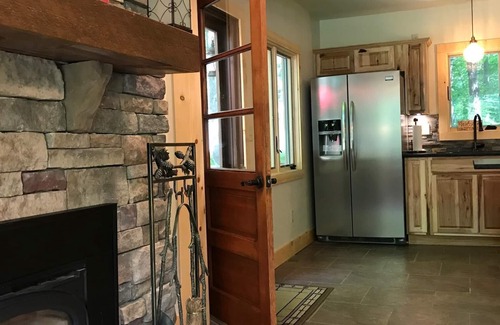 Pocono Pines Cabin | Charming Rustic Cabin, All Newly Renovated, with seasonal Lake View