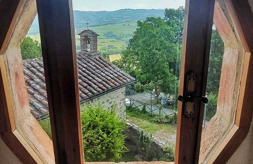 Umbertide House | Charming rustic country house in northern Umbria with exclusive use of pool