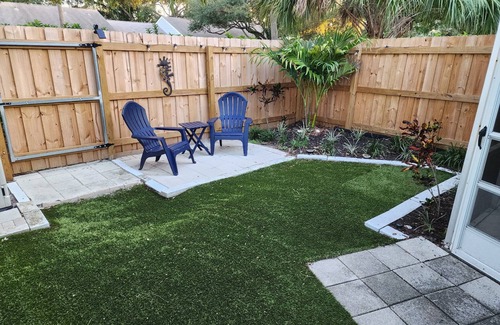 Bay Towne East Villa | Charming Safety Harbor Villa - Walk to downtown and Philippe Park- Pet friendly