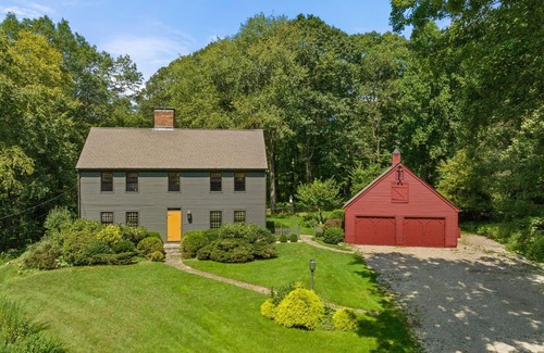 Roxbury House | Charming Saltbox Colonial with Modern Amenities