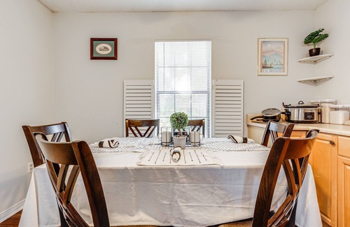 Satsuma House | Charming Satsuma Home ~ 14 Mi to Mobile!