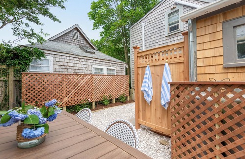 Siasconset Cottage | Charming Sconset 3-Bedroom Cottage - Steps from Beach & Village