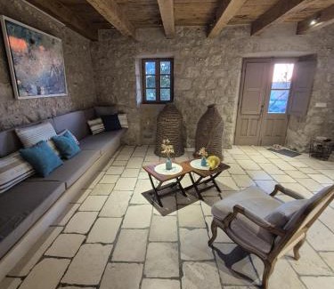 Lopud Island House | Charming Sea View "Villa Divine" - 2min from the sea
