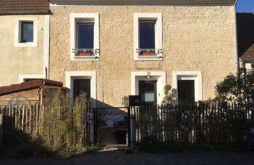 Luc-sur-Mer House | Charming seaside house - With garden and wifi