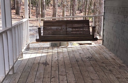 Clarkesville House | Charming, secluded 3-bedroom house just outside Clarkesville.