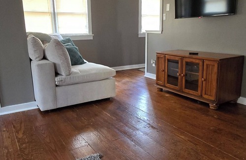 Clarkesville House | Charming, secluded 3-bedroom house just outside Clarkesville.