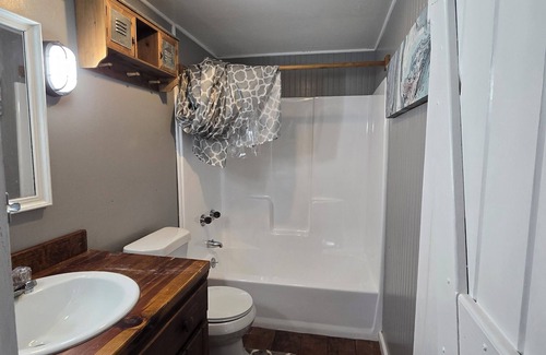 Clarkesville House | Charming, secluded 3-bedroom house just outside Clarkesville.