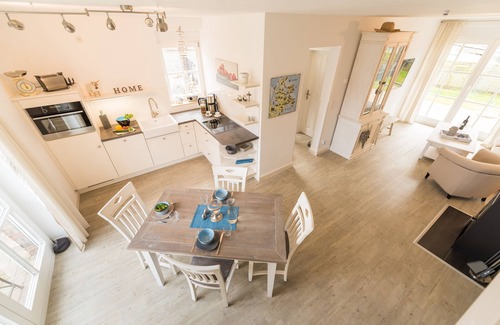Monchgut-Granitz House | Charming semi-detached house with terrace and large garden, 50m from the marina