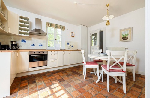 Trent House | Charming semi-detached house in Trent on Rügen - Landhaus Trent Haushälfte Udars