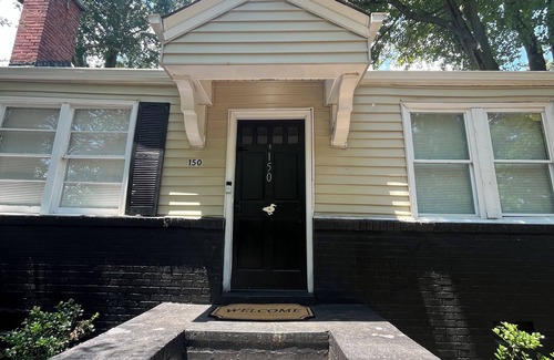 Spartanburg Apartment | Charming & serene urban retreat with WiFi, AC in Spartanburg downtown area