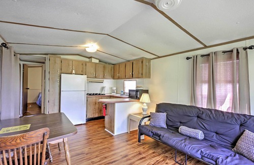 Silver Springs Cabin | Charming Silver Springs Cabin w/Forest Views!