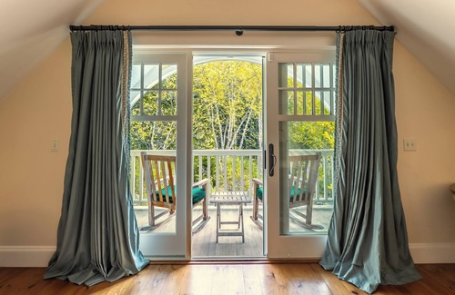Weston House | Charming ski retreat with plunge pool & endless views in peaceful Weston