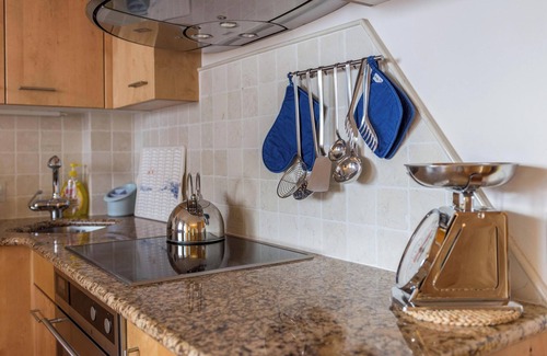 Collalbo Apartment | Charming, Small Ocean Apartment in Villa Anina with Pool