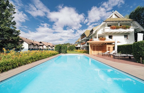 Collalbo Apartment | Charming, Small Ocean Apartment in Villa Anina with Pool