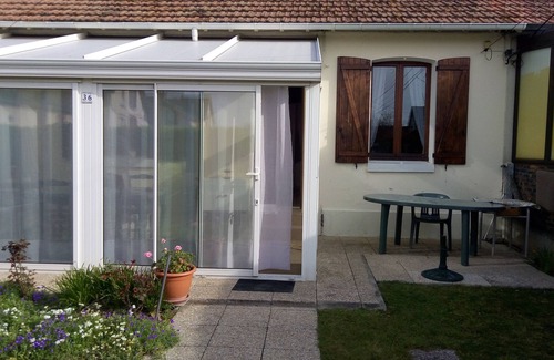 Les Cites House | Charming south facing house completely renovated with garden