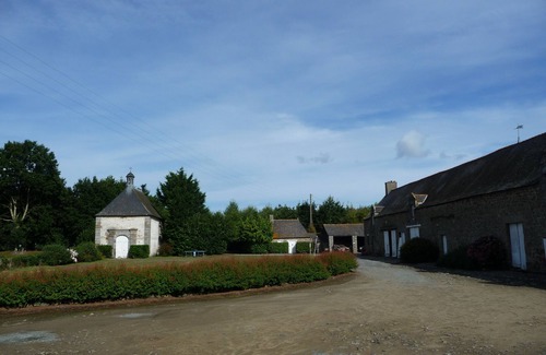 Saint-Malo House | Charming Space and Calm Family House 5 1/2 bedrooms in very large garden
