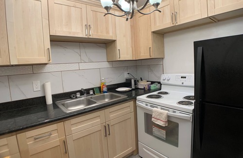 Mosswood Condo | Charming Space in Oakland Condominium