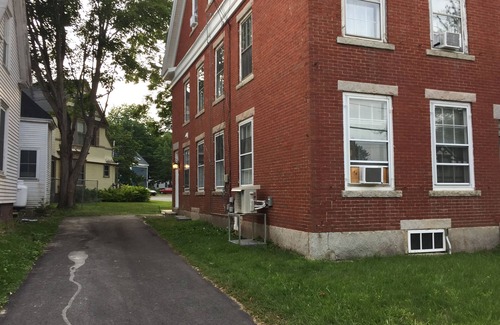 Gardiner Apartment | Charming Spacious Studio - Brand New!n5 min. to I-95