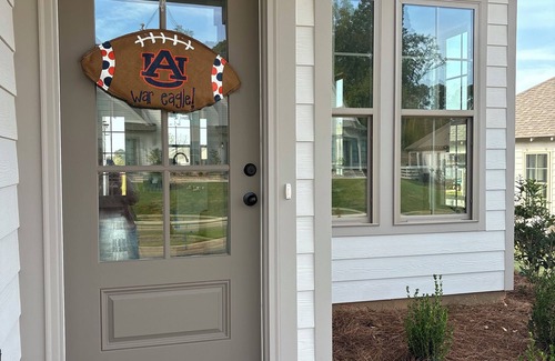 Auburn - Opelika House | Charming & Spacious Townhome on North College Street in Auburn