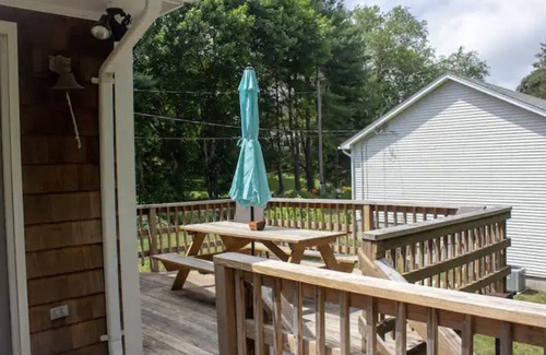 Bonnet Shores House | Charming & spacious beach home in Bonnet Shores, Narragansett