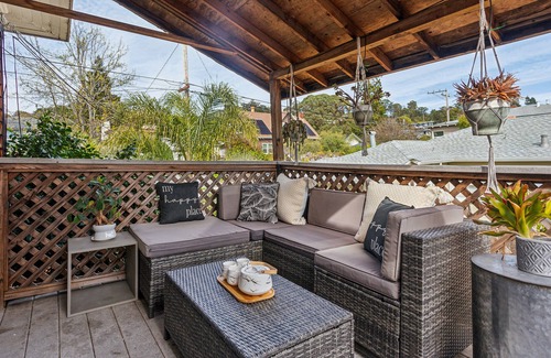 San Rafael House | Charming Spacious Victorian Garden Oasis in the heart of Marin, Gate, Deck, BBQ