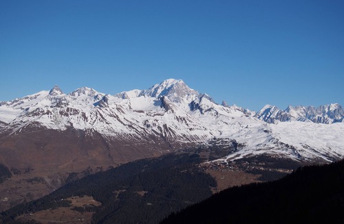 Arc-2000 Apartment | Charming Studio facing Mont Blanc ARC 2000, ski-to-door departure, 30 m2, 5 people